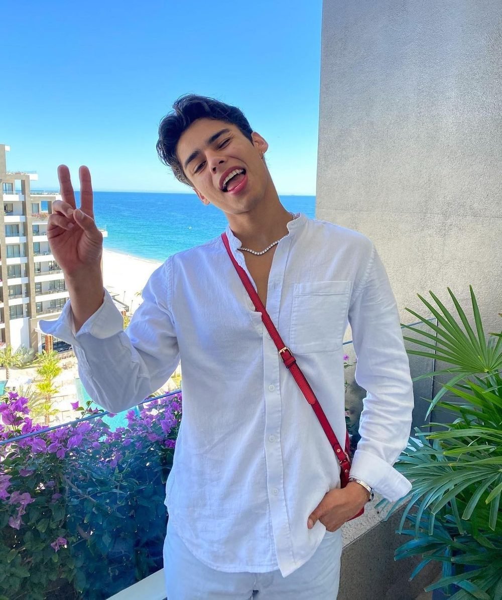 Andrew Davila